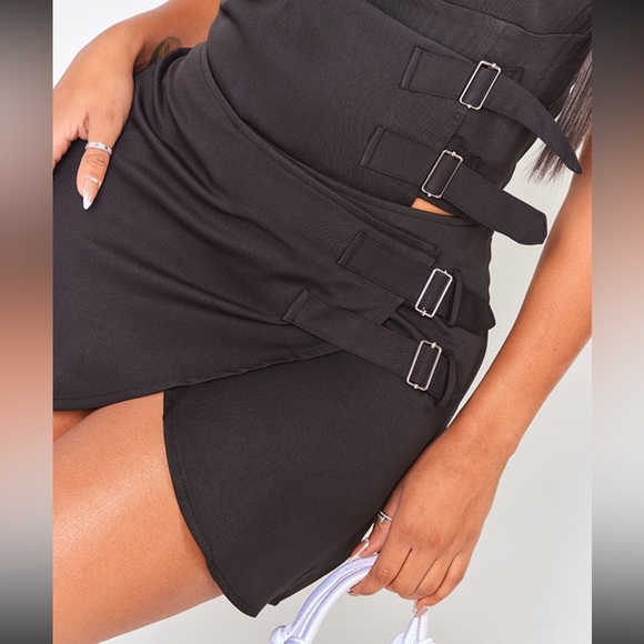 SET | Black Buckle Woven Corset + Mini Skirt - Picture 7 of 8